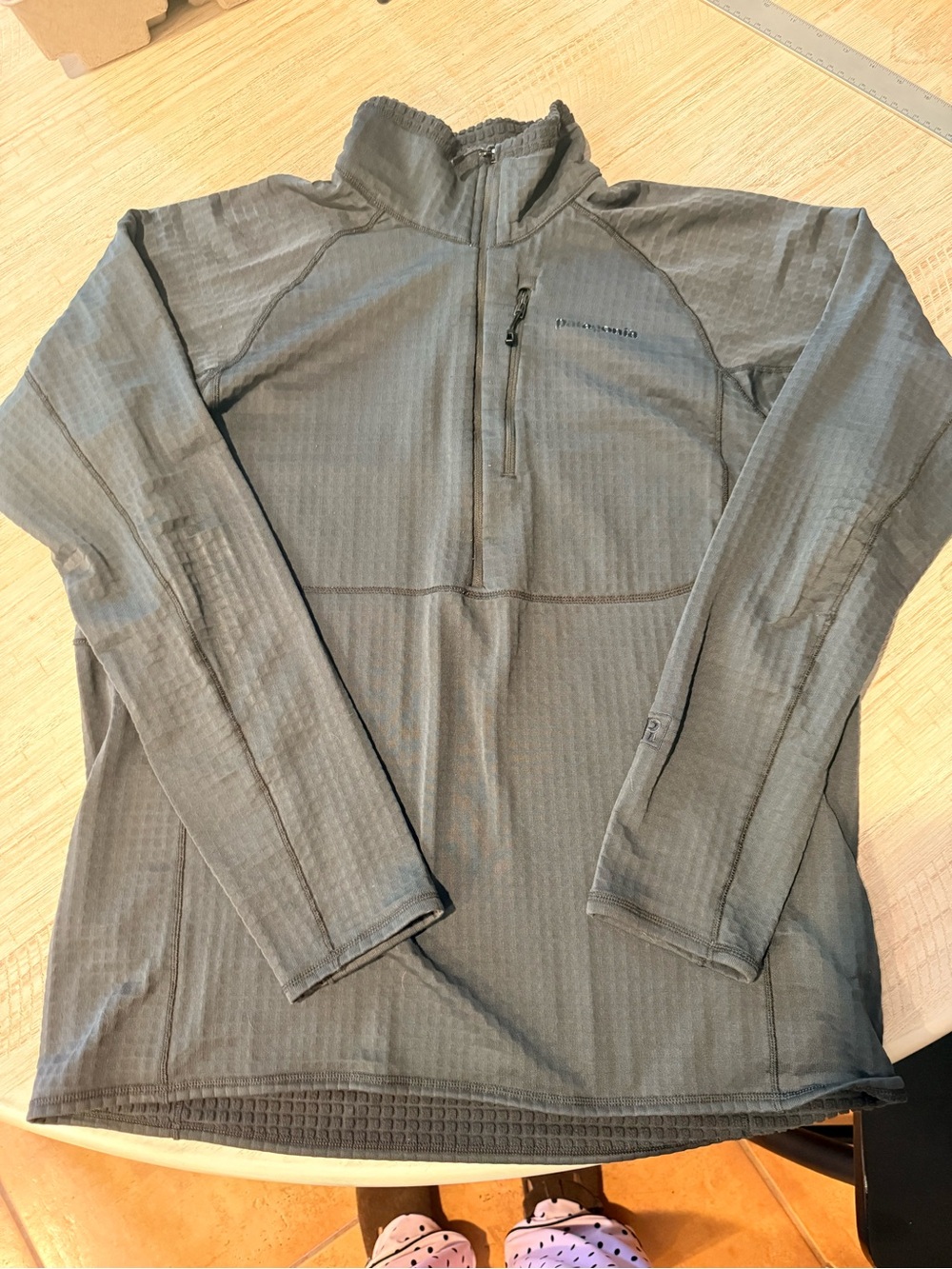 Patagonia Slate Gray Half-Zip Performance Pullover R1 grid fleece texture size L